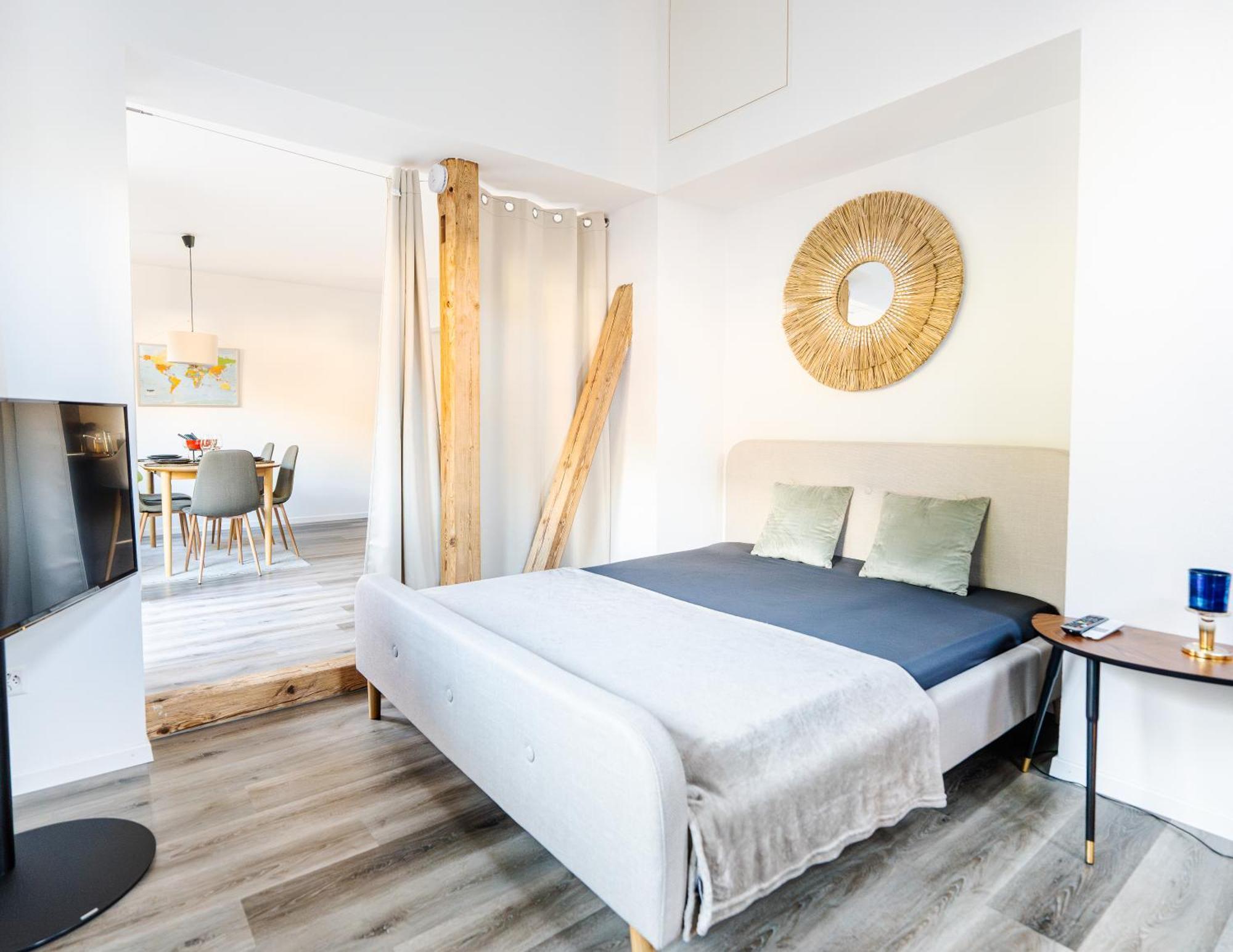 Bellevue & Classy Mountain View Apartment คันเดอร์ชเตค ภายนอก รูปภาพ