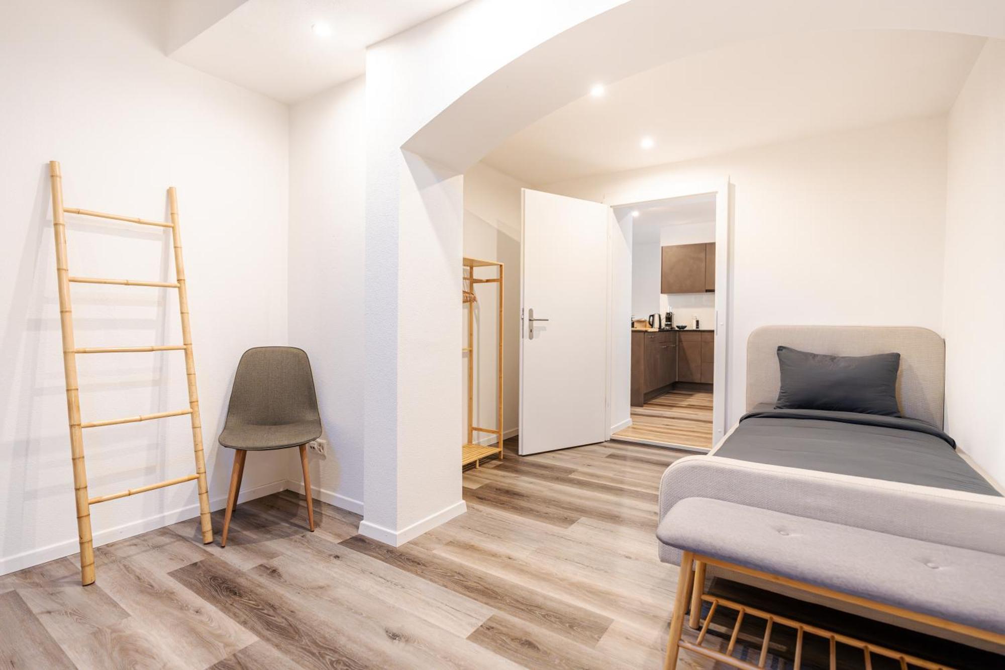 Bellevue & Classy Mountain View Apartment คันเดอร์ชเตค ภายนอก รูปภาพ