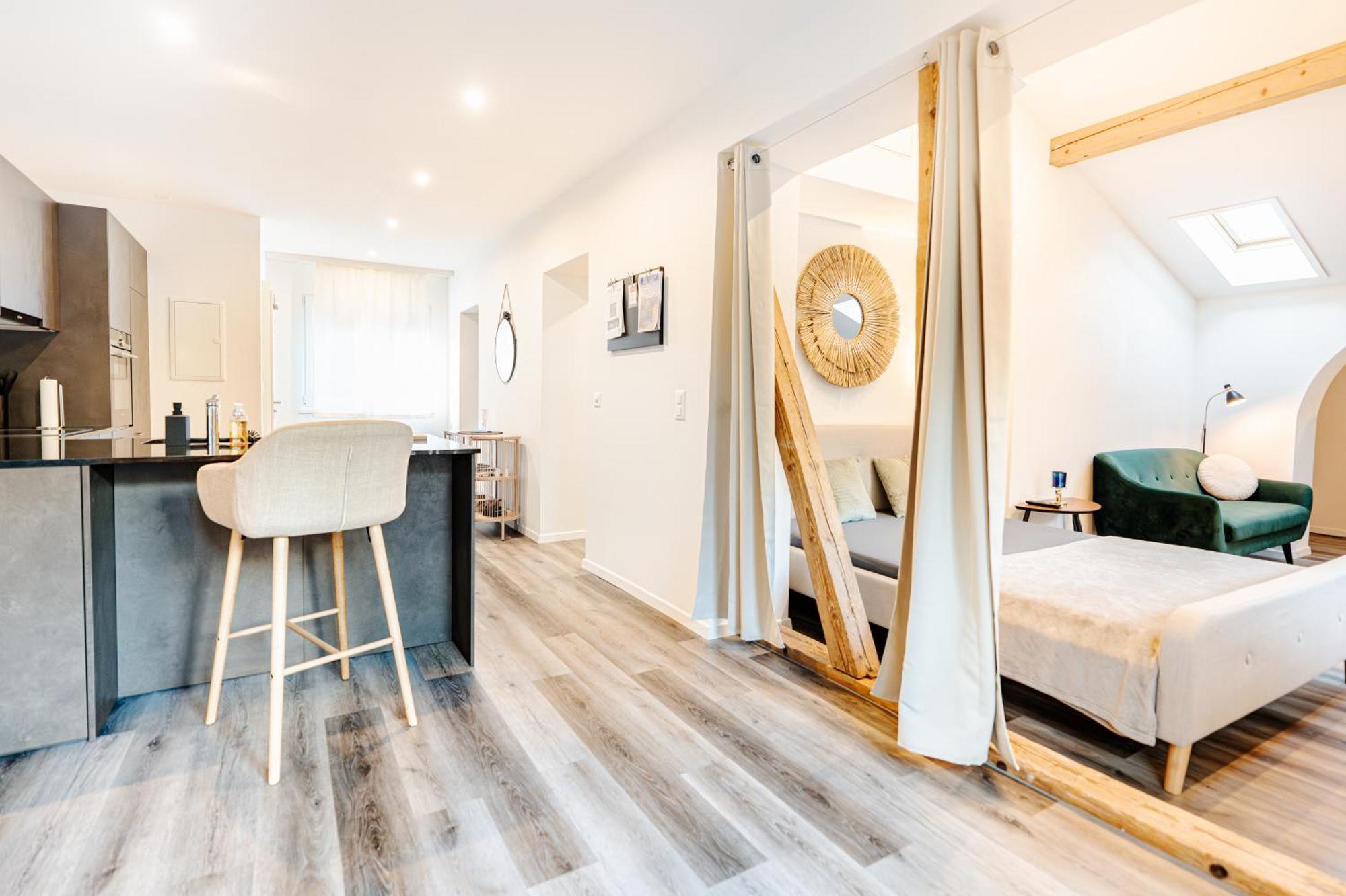 Bellevue & Classy Mountain View Apartment คันเดอร์ชเตค ภายนอก รูปภาพ