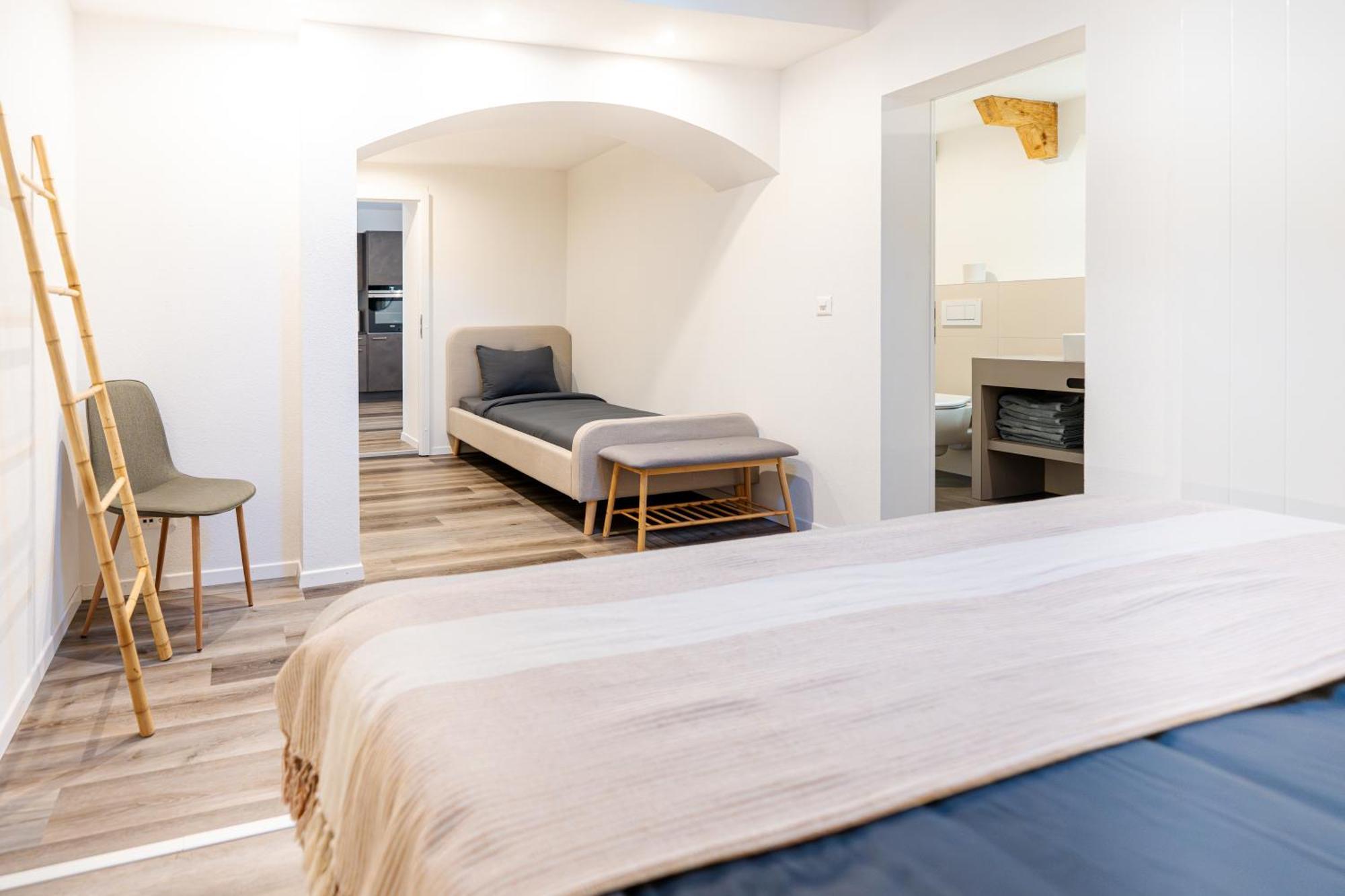 Bellevue & Classy Mountain View Apartment คันเดอร์ชเตค ภายนอก รูปภาพ
