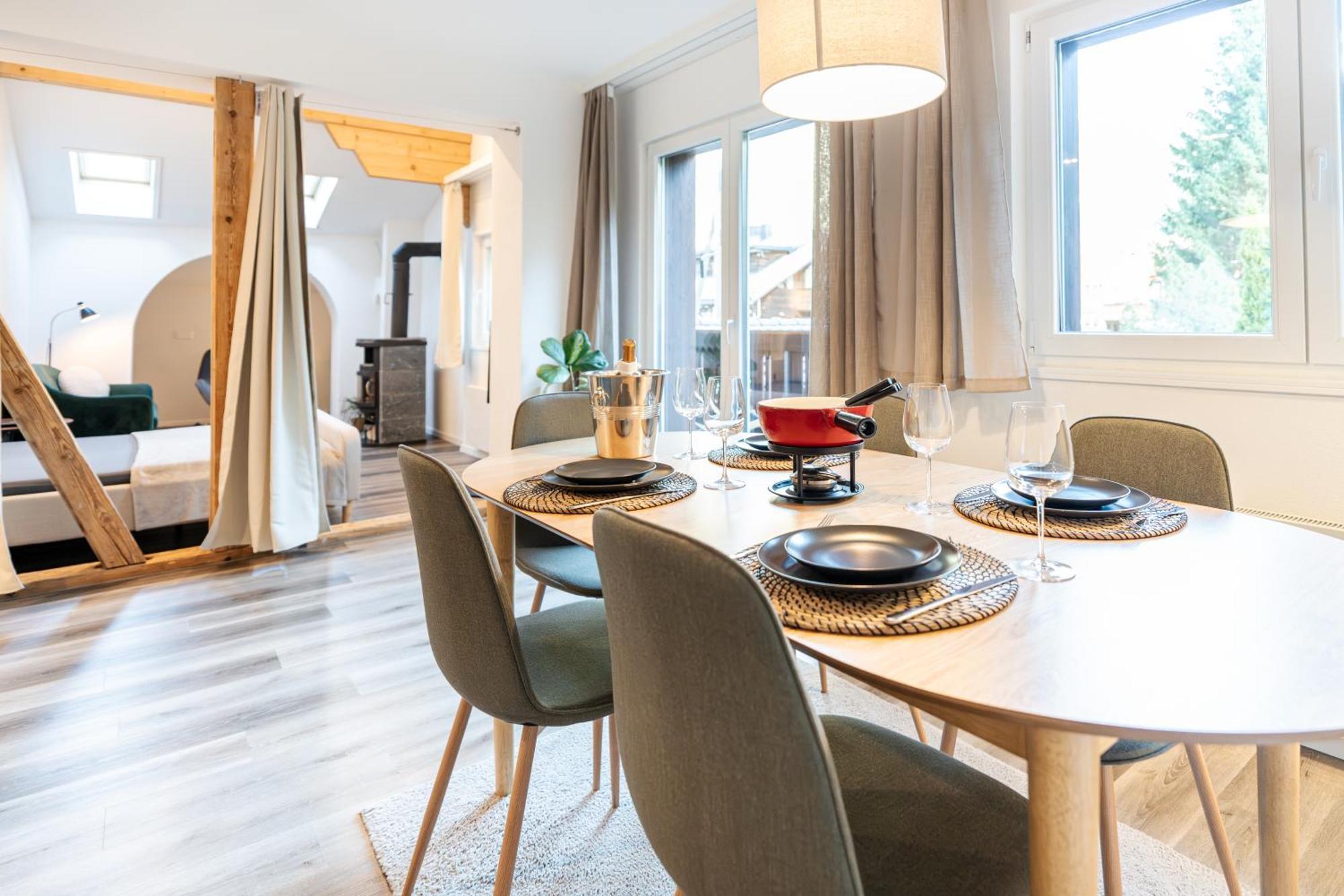 Bellevue & Classy Mountain View Apartment คันเดอร์ชเตค ภายนอก รูปภาพ